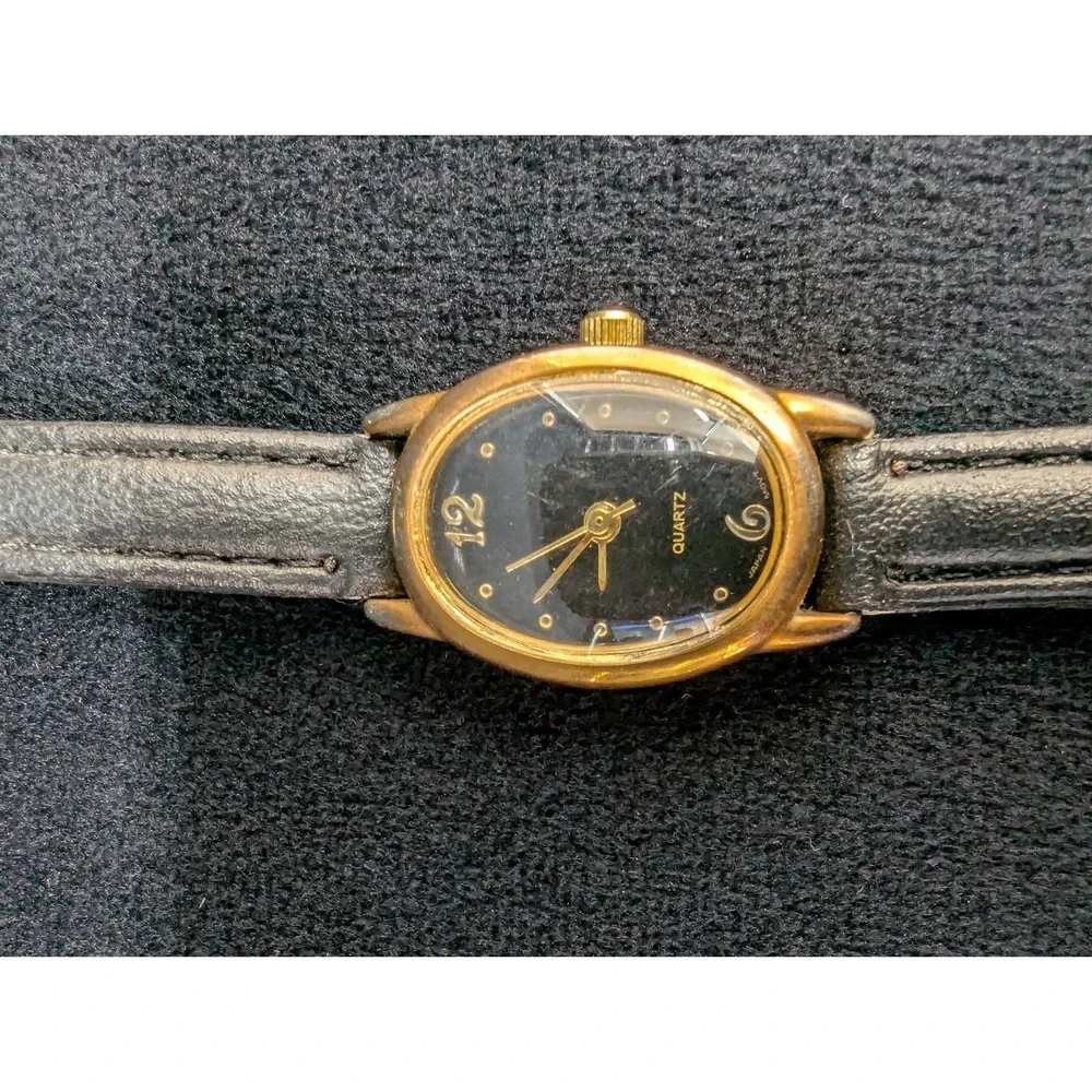 Women's Watch Lot Silver/Gold Toned (Lot of 5) Timex Relic Vivani Dainty Watches